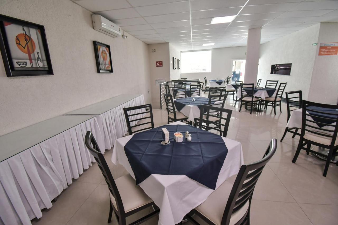 Hotel Portonovo Plaza Centro Guadalajara Bagian luar foto