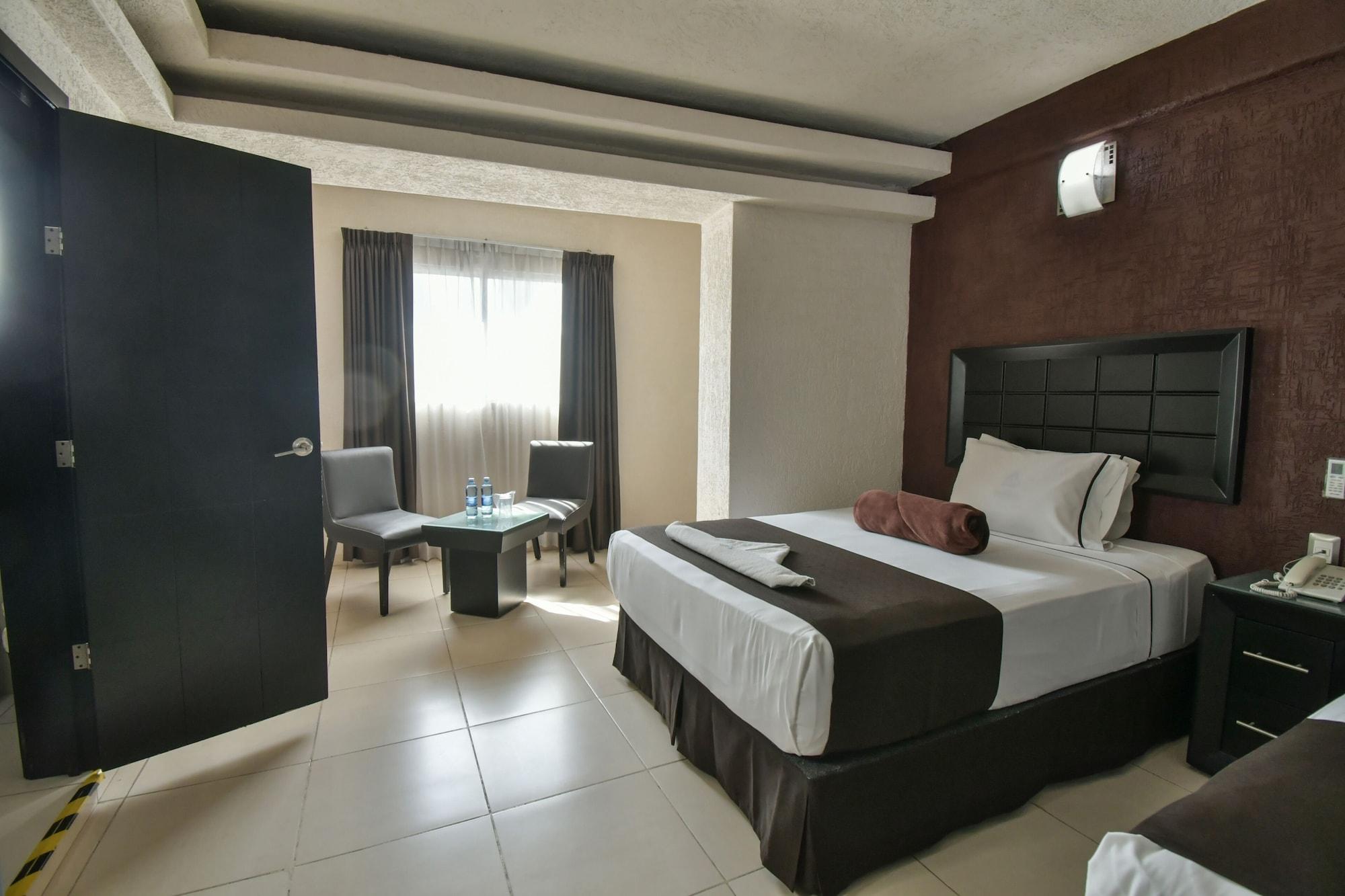 Hotel Portonovo Plaza Centro Guadalajara Bagian luar foto