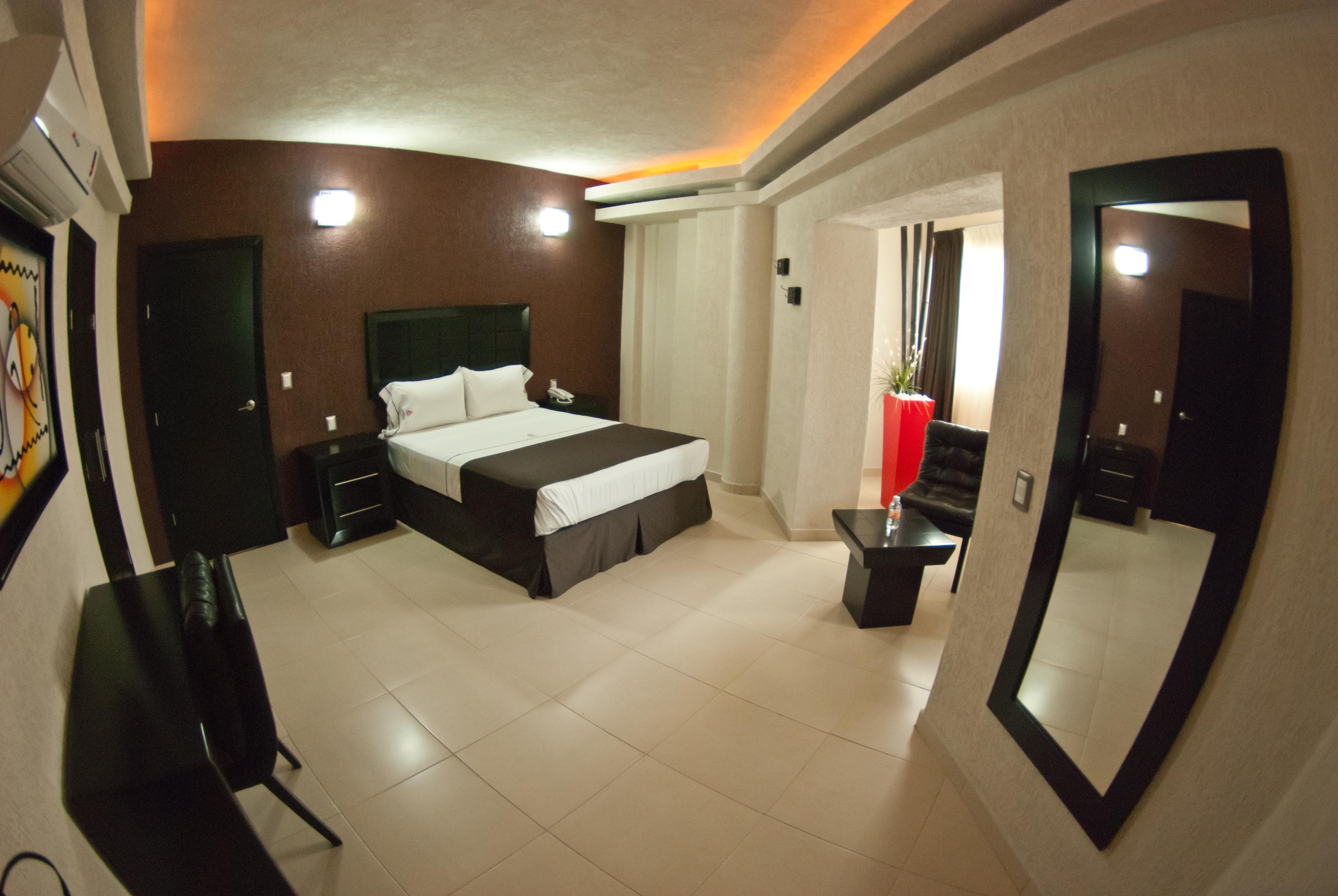 Hotel Portonovo Plaza Centro Guadalajara Bagian luar foto