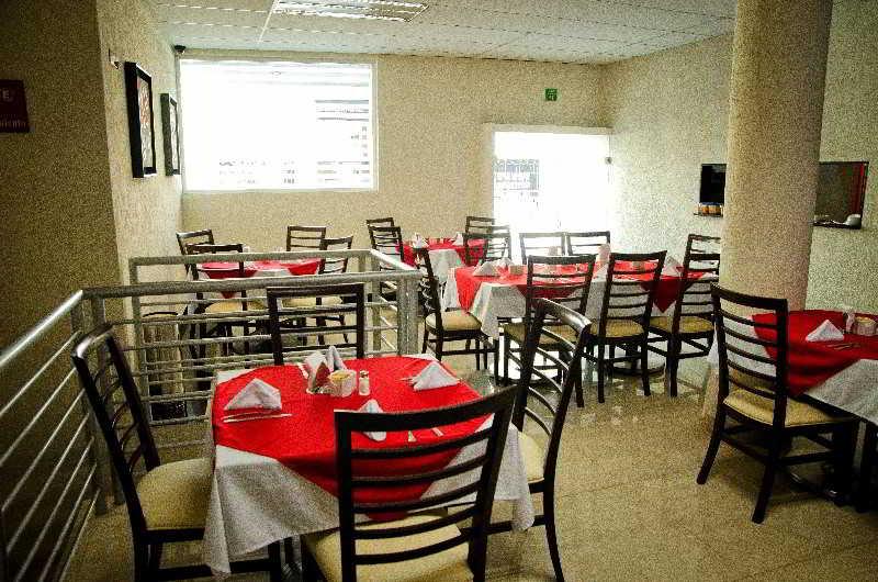 Hotel Portonovo Plaza Centro Guadalajara Bagian luar foto