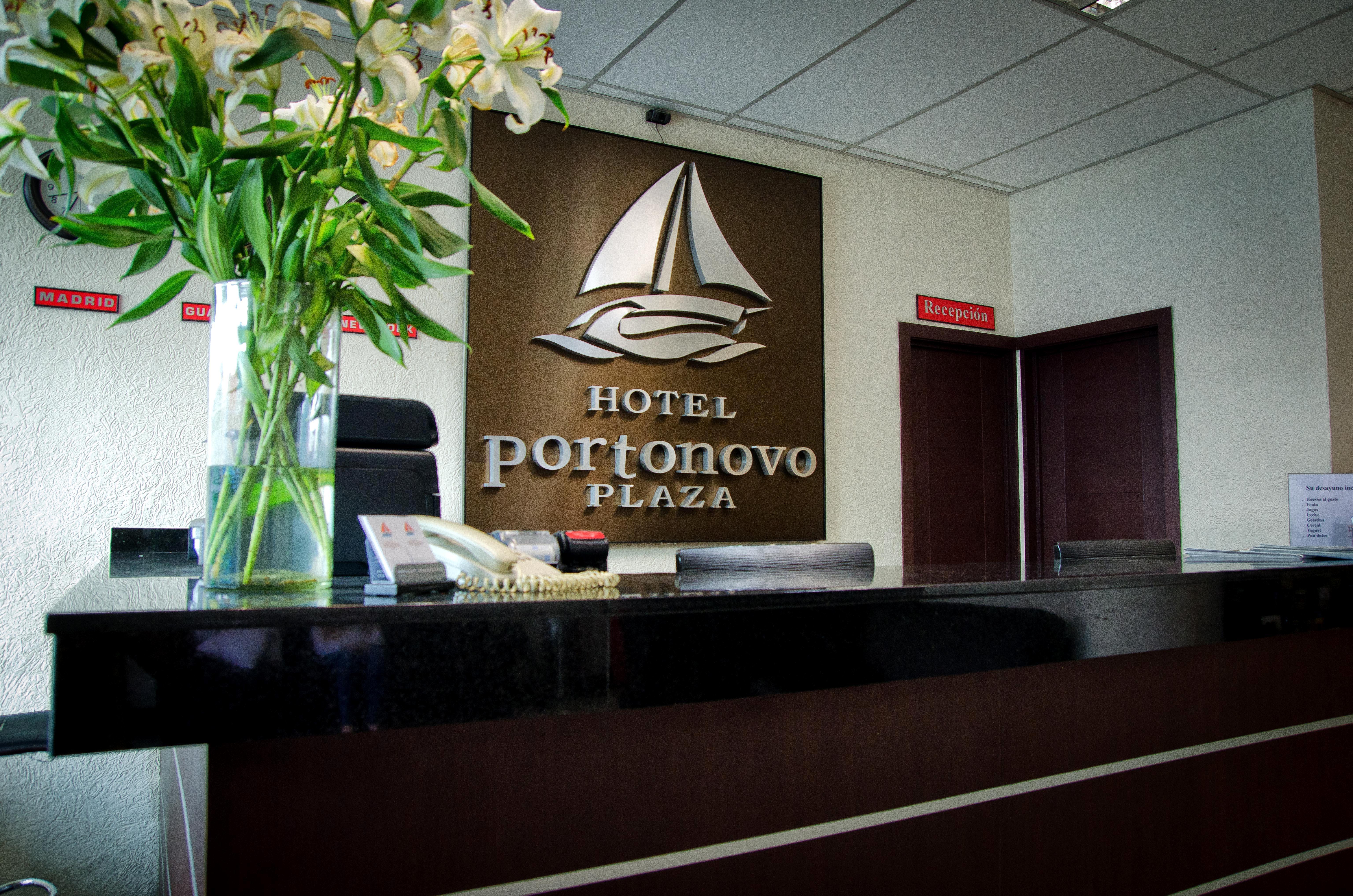 Hotel Portonovo Plaza Centro Guadalajara Bagian luar foto