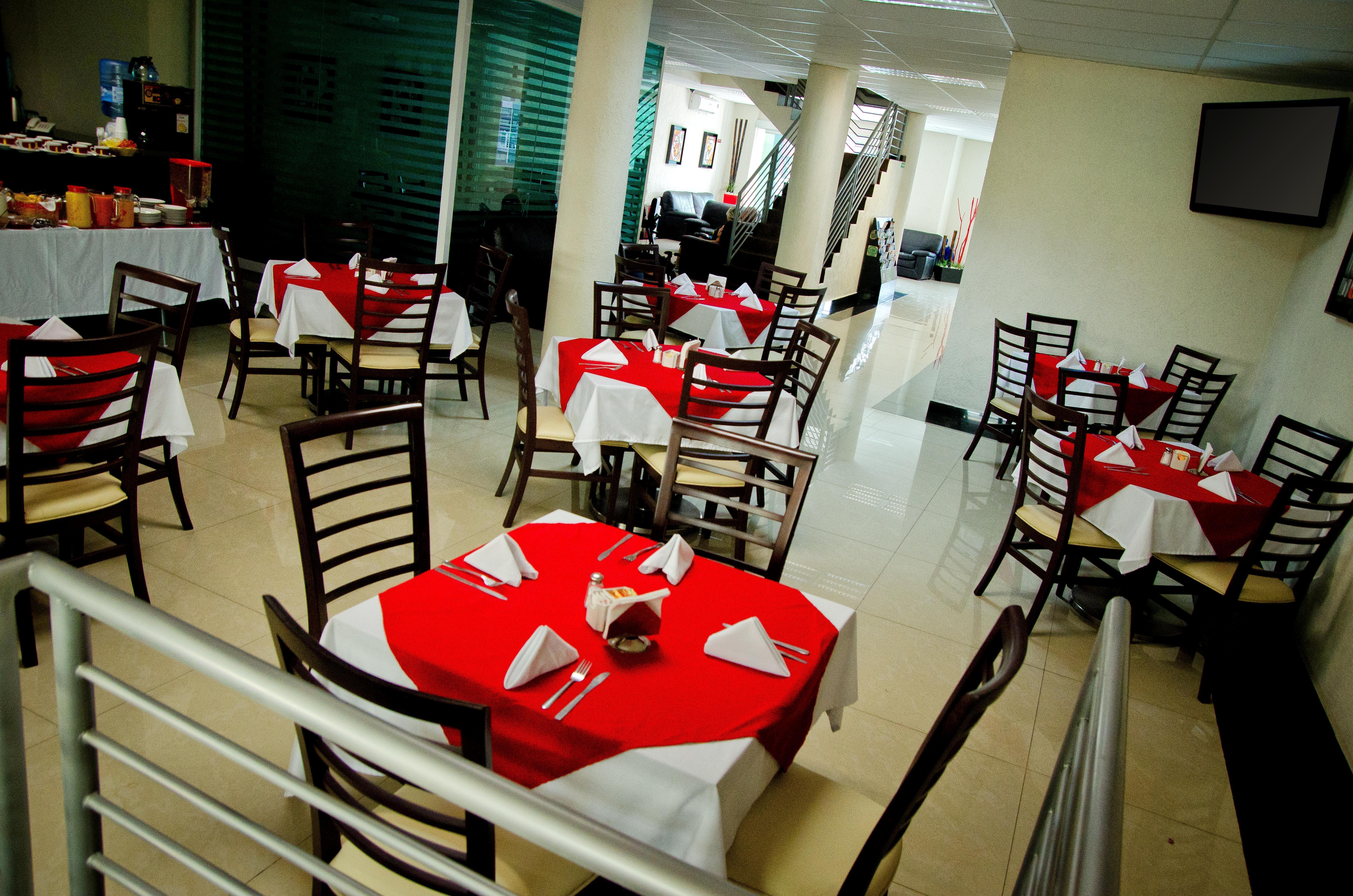Hotel Portonovo Plaza Centro Guadalajara Bagian luar foto
