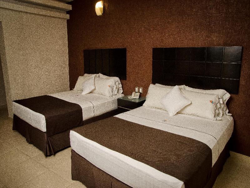 Hotel Portonovo Plaza Centro Guadalajara Bagian luar foto