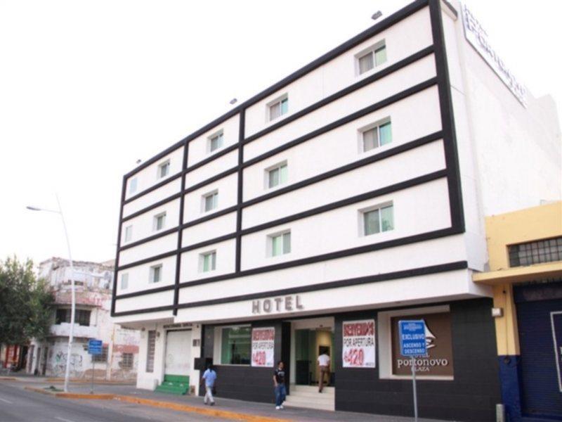 Hotel Portonovo Plaza Centro Guadalajara Bagian luar foto