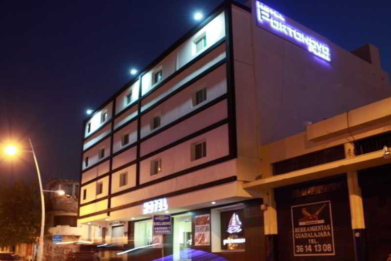 Hotel Portonovo Plaza Centro Guadalajara Bagian luar foto