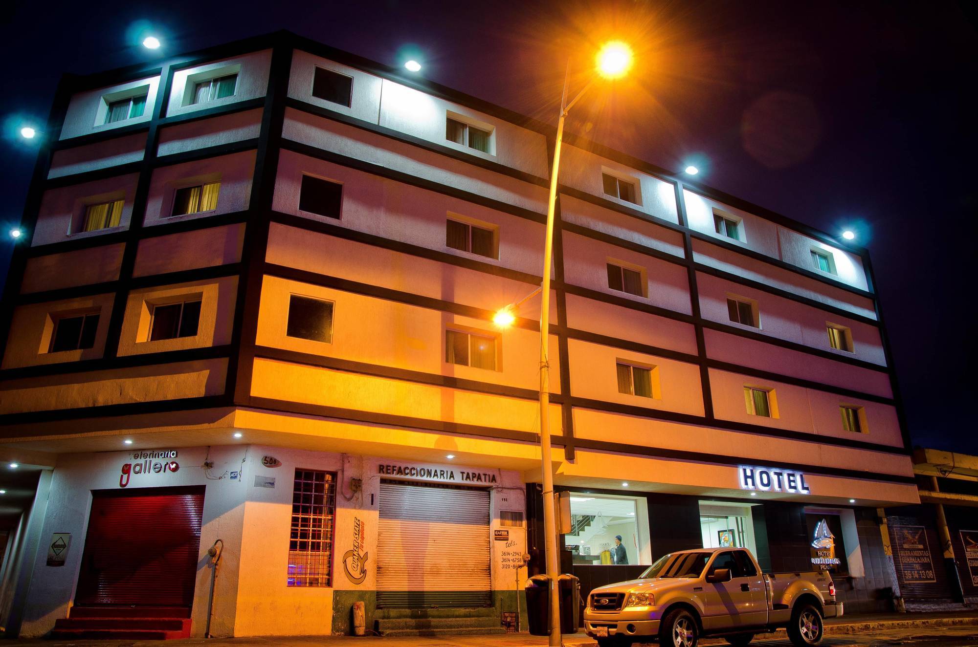 Hotel Portonovo Plaza Centro Guadalajara Bagian luar foto